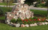 Splitface Granite Stone Veneer Entranceway